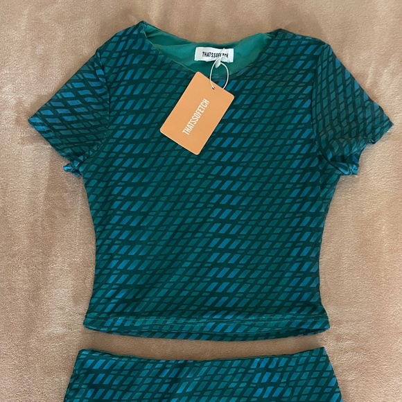 THATSSOFETCH Skirt set - Picture 3 of 4